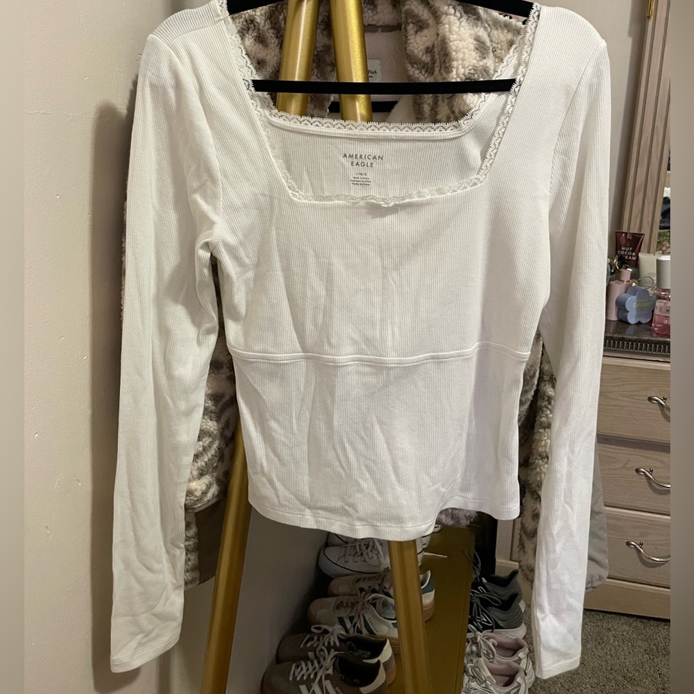 American Eagle White Ribbed Top